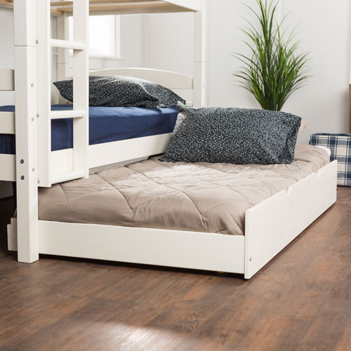 queen bunk bed with trundle